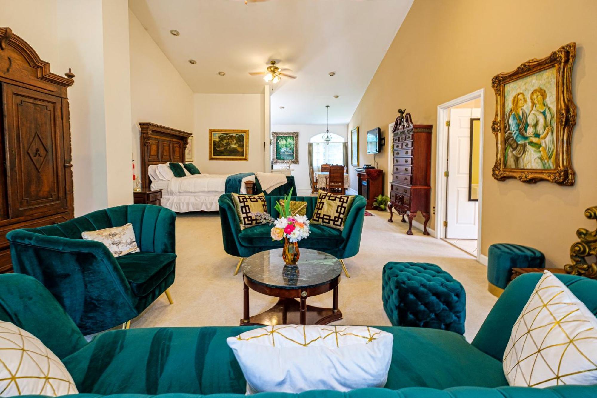 Stone Manor Boutique Inn Britain Esterno foto